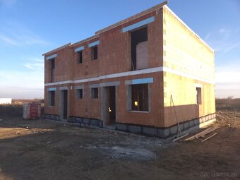 NA PREDAJ - 4 izbový rodinný dom Modra - 1