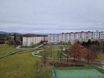 Predáme zrekonštruovaný 2-izbový byt v Dubnici nad Váhom