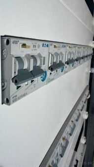 Elektroinštalačné služby