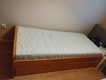 Jednolôžková posteľ s matracom a úžným priestorom na predaj