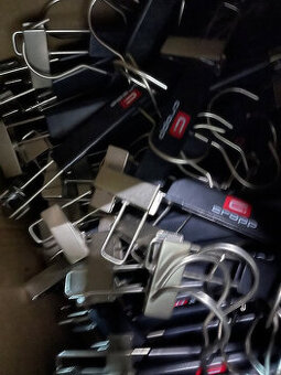 vešiaky lacno 4 bedne