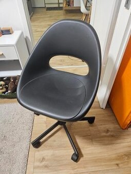 IKEA Otočná stolička ELDBERGET-MALSKÄR