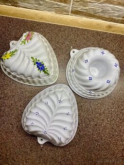 Keramické formy na bábovku