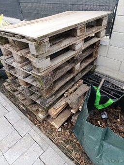 Darujem palety za odvoz