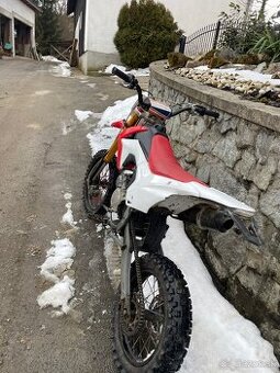 Predám pitbike YCF 150 – plne funkčný, po GO