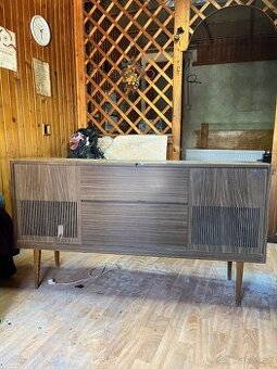 Predam gramoradio grundig