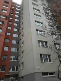 Krásny veľký 3-izbový byt na Romanovej - 1