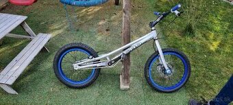Trialový bicykel ECHO