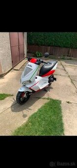 Aprilia area 51