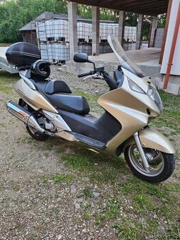 HONDA SILVERWING 600, 37KW, MAXI-SKUTER