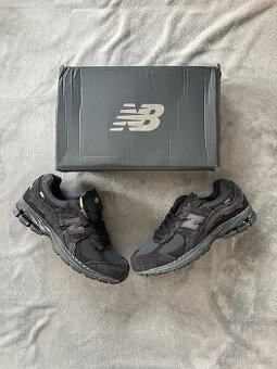 New balance 2002r 45