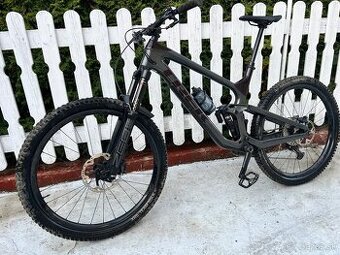 Trek slash 9.8 xt, 2022, xl, po servisu
