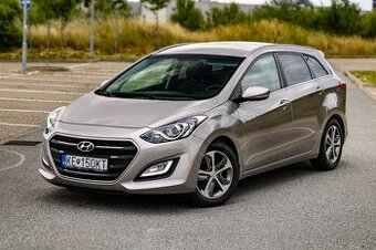 Hyundai i30 CW 1,6 CRDi (1.majiteľ, len 71000km, pôvod SR)