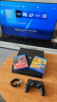 Sony Playstation 4 Pro 1TB + joypad a hry