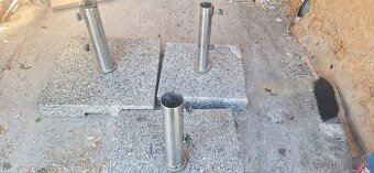 Predám stojany na zahradny dáždnik