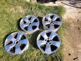 Predám elektróny r18