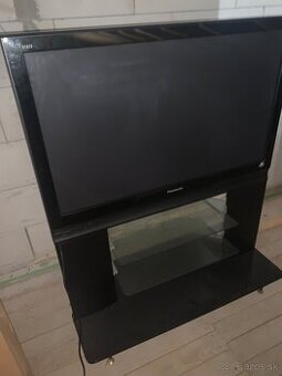 TV PLAZMA PANASONIC so stojanom s uhlopriečkou 106cm