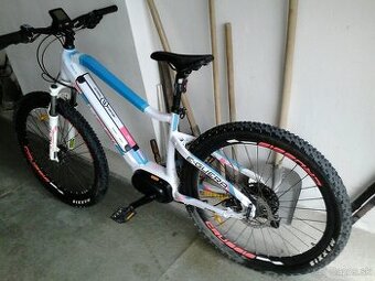 dámsky elektrobicykel Crussis