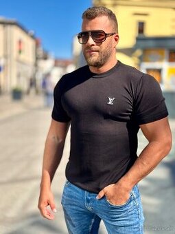 Luxusne tričko LV čierno strieborný znak