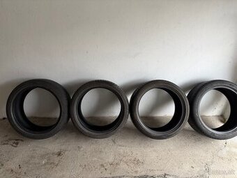 235/40 R18 Matador Hectora