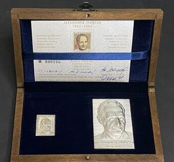 Dubček v striebre známka a plaketa č.166