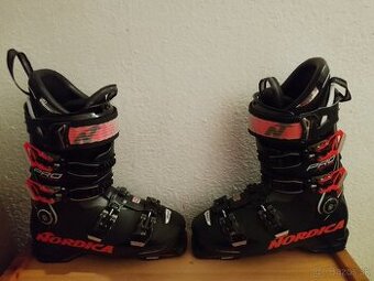 flex 130 - lyziarky NORDICA velkost 42 (8) Sport a Pro mach