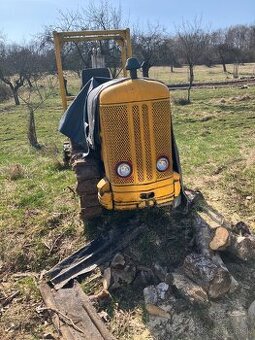 Pasovy traktor Bulgur