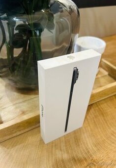 Iphone 17 AIR, Space Black, 256GB Nový zapečatená krabica
