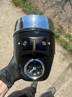 Jawa mustang predné svetlo