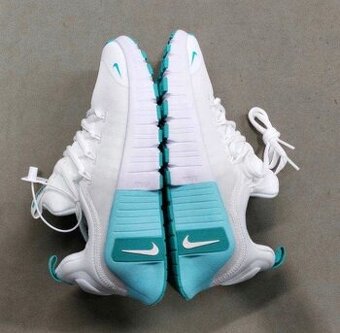 nike tenisky