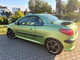 Peugeot 206 CC 1.6 – FUNKČNÁ STRECHA, SERVIS ZA 2 000 €