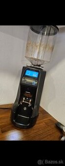 mlyncek na kavu Nuova Simonelli MD - 6700 namleti
