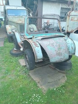 Predám Trabant zelenohraškovy sedan treba opraviť podbehy