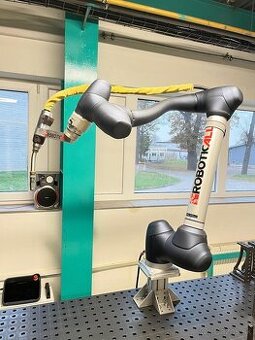 Robot Doosan M0617 (8094) - 1