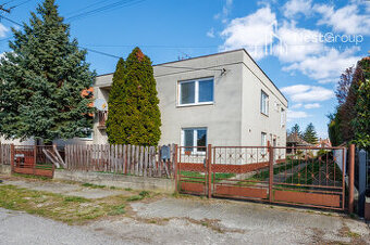  VEĽKÝ 5-IZBOVÝ RD, 250 m2,POZEMOK 608 m2, KUCHYŇA V CENE