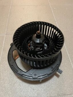 Vnútorný ventilátor kúrenia 5Q1819021F