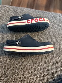 predam detske crocs