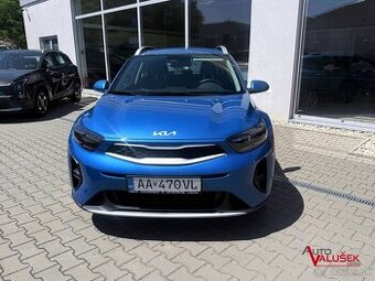 Kia Stonic 1.2 DPi, manuál, Silver + Silver Pack