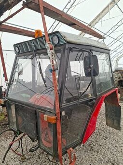 Brnenska kompletna kabina traktor Zetor