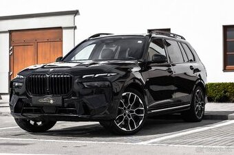 BMW X7 xDrive40i MHEV M SPORT 7miestna verzia