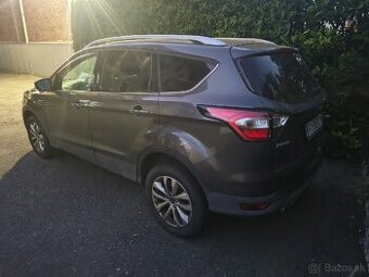 Predám Ford Kuga 1,5 benzin.