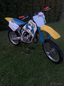 Predám husqarnu cr 125