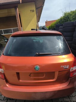 5 dveře, víko kufru Škoda fabia 2 hatchback