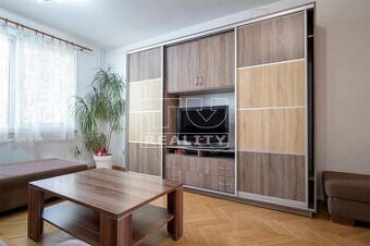 REZERVOVANÝ 4 izbový byt s balkónom v Púchove