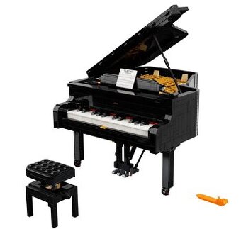 Predám poskladané LEGO Ideas 21323 Veľké piáno