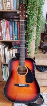 Predam Gitaru Fender