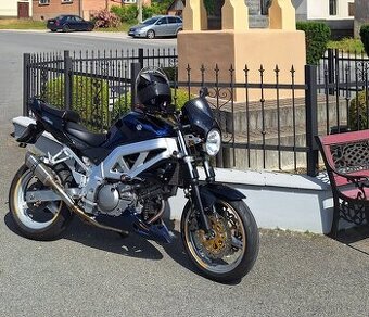 SUZUKI SV650