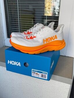 Hoka Clifton 10 / EU 42 / Bežecké topánky