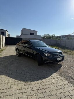 Mercedes-Benz c220 2011 - 1