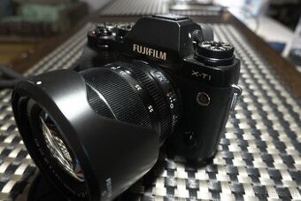 Fujifilm X-T1 + XF 18-55 f/2.8-4.0 (nový)